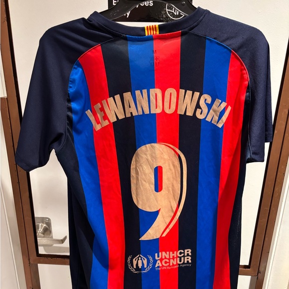 Robert Lewandowski FC Barcelona home jersey size medium. Embroidered FCB Logo - Picture 1 of 11